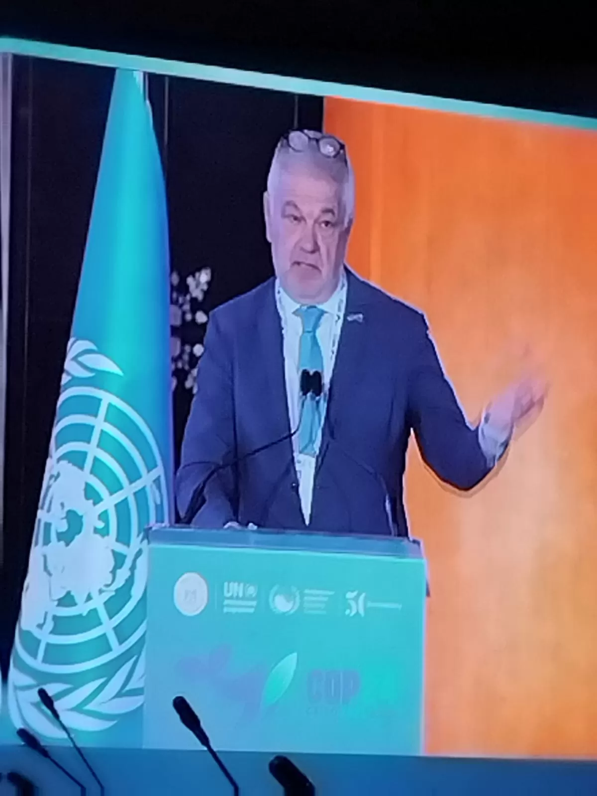 9bc4430c-e798-434d-8160-a5b4849d19f4 9bc4430c-e798-434d-8160-a5b4849d19f4