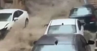 ارتفاع حصيلة ضحايا فيضانات سريلانكا إلى 410 قتلى و1.5 مليون متضرر