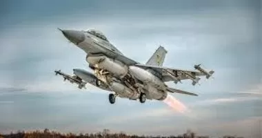 مقاتلات أمريكية تعترض طائرة حلقت فوق مارالاجو خلال تواجد ترامب.. تفاصيل