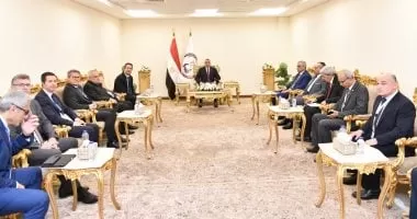 وزير الإنتاج الحربي يلتقى نائبيّ رئيسى "تاليس" الفرنسية و"بونجسان" الكورية الجنوبية