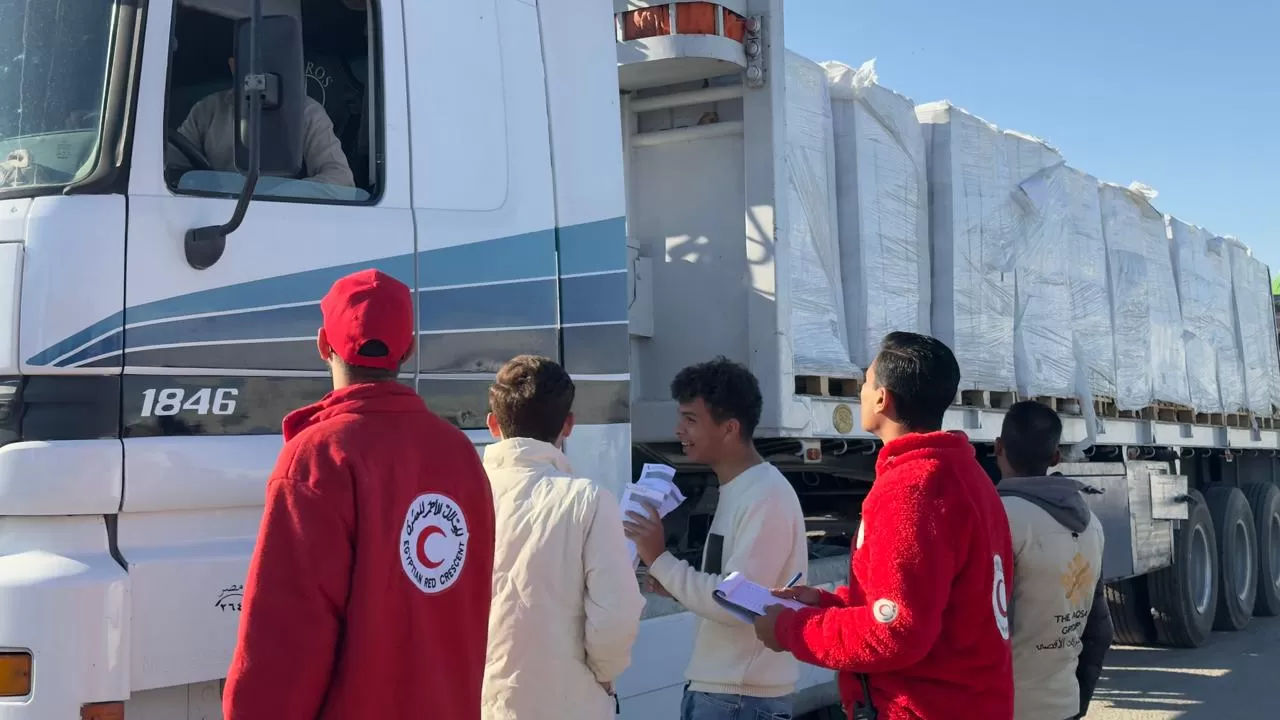 إطلاق قافلة زاد العزة الـ 85 إلى غزة
