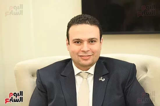 النائب عبد المنعم إمام