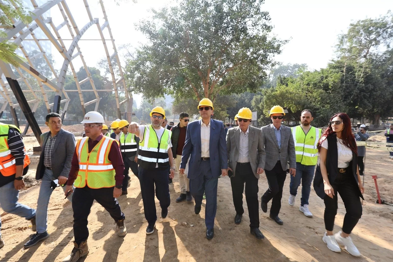 محافظ الجيزة يتفقد نسب التنفيذ بمشروع تطوير حديقة الحيوان (2)