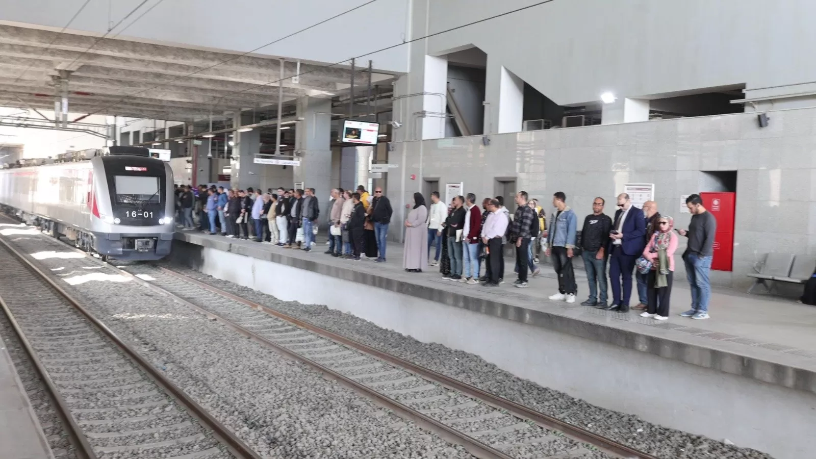 الركاب بالمحطة