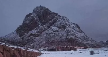 أجواء أوروبية.. درجات حرارة تقترب من صفر وفرص تكوين الثلوج فى سانت كاترين