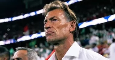 رينارد يغيب عن السعودية ضد جزر القمر لحضوره قرعة كأس العالم 2026