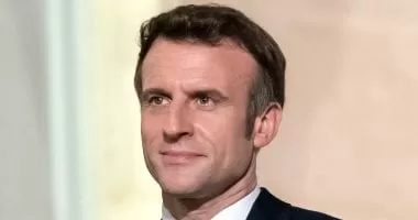 ماكرون يدعم حظر الهواتف المحمولة فى المدارس الثانوية الفرنسية