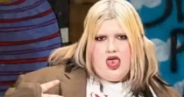 تدعو لضرب الرجال.. إنفلونسر إسبانية تشعل مواقع التواصل: ضربه أمر جيد