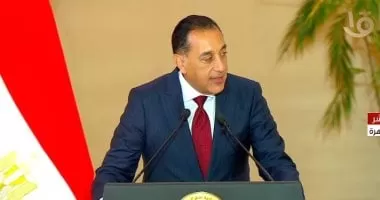 رئيس الوزراء يتابع الموقف التنفيذى لحديقتى الحيوان والأورمان