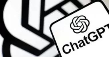 حظر ChatGPT يضع واتساب تحت المجهر الأوروبى.. هل تخسر ميتا ملياراتها؟