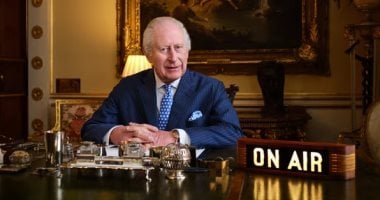 بشعار تشارلز ومعالم الدول الـ4.. المملكة المتحدة تصدر باسبورا جديدا.. صور