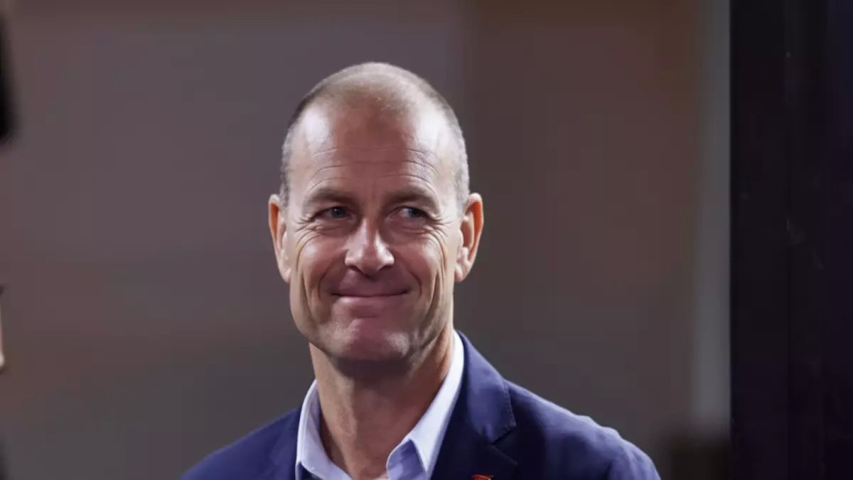 حصري: كواليس صادمة لتوروب مع الأهلي... يقرر رحيل نجوم و3 ناشئين يفاجئون الجماهير!