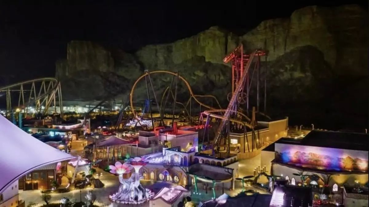 عاجل: السعودية تدخل التاريخ... أول Six Flags خارج أمريكا يفتتح بـ 28 لعبة محطمة للأرقام القياسية!