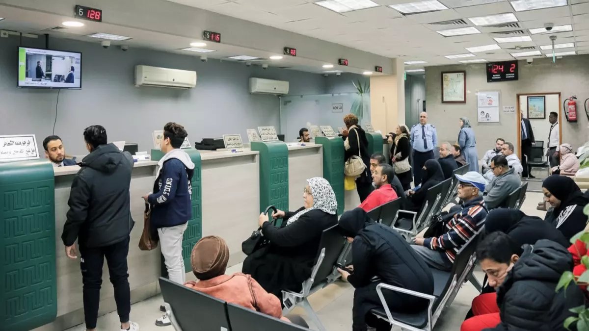 عاجل: موظف يكشف سر الاستثمار الآمن الذي يخفيه البنك المركزي... وخبراء يحذرون!