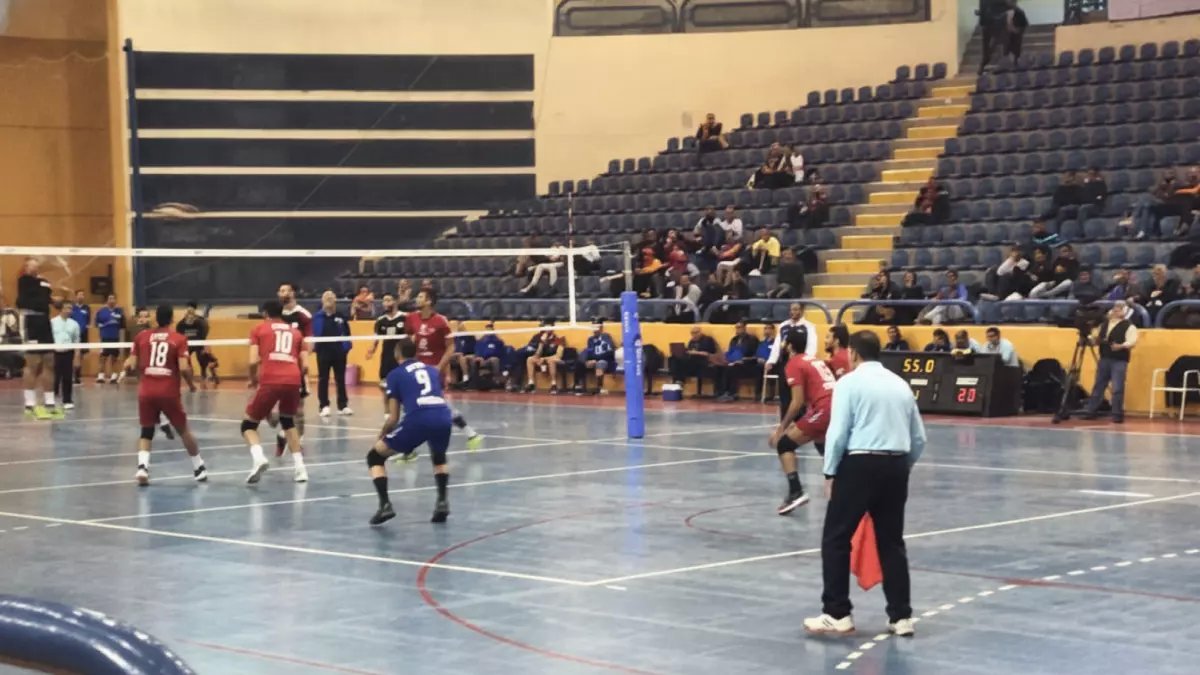 عاجل: معركة نارية بين الأهلي والزمالك في دوري الطائرة اليوم... وقرار صادم يهز الأندية!