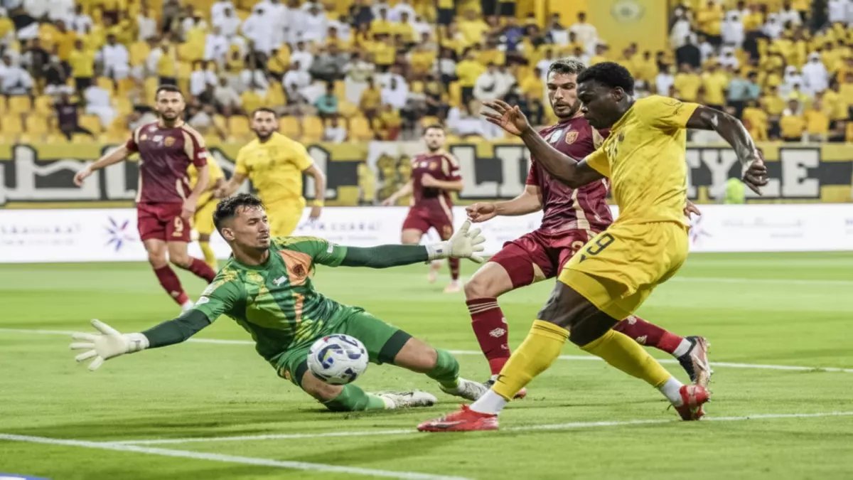 عاجل: قمة نارية تحدد مصير صدارة دوري أدنوك... الوحدة يهدد العين والوصل يخطط للمفاجأة!