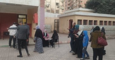 زحام انتخابي بعد الغروب.. أهالي الهرم يواصلون التصويت في إعادة انتخابات النواب