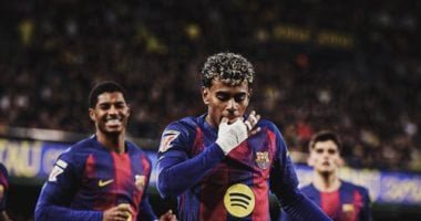 إسبانيول ضد برشلونة.. فليك يدخل الديربي بـ4 مهاجمين في الدوري الإسباني