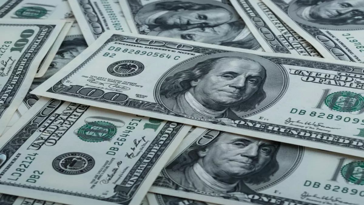 عاجل: الدولار يحطم حاجز الـ 47 جنيه في مصر... البنوك تعود بـ "مفاجأة" بعد 4 أيام توقف!