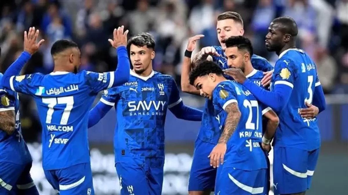 نجم الهلال يخون جماهير الزعيم ويعلن رغبته بالأنتقال للنصر.. أسمه سيصيبك بالصدمة