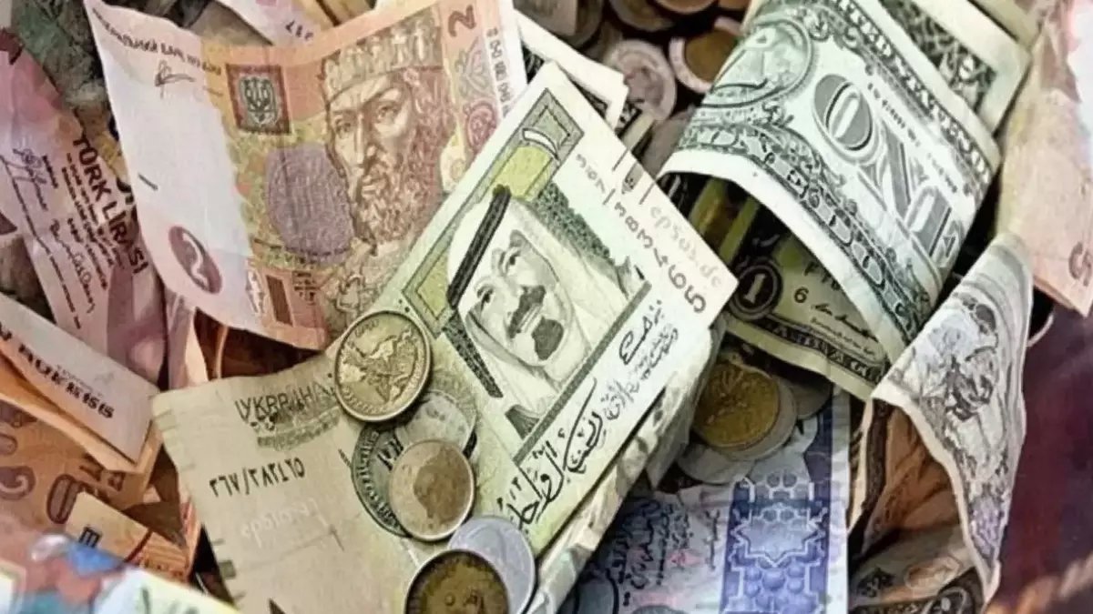 البنك الأهلي المصري يؤكد.. الدولار يسجل 47.65 جنيه كأعلى سعر في التاريخ