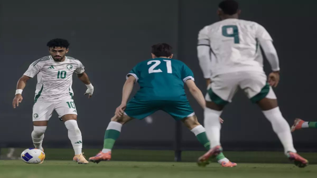 صدمة: الأخضر يسقط أمام العراق قبل 49 يوماً من كأس آسيا... هل ينهار الحلم على أرضنا؟