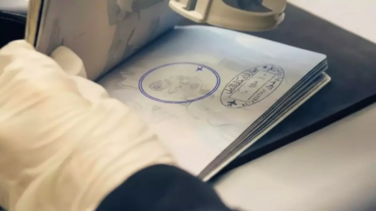 عاجل: 13 مليون مقيم ينهون معاناة طوابير الجوازات... خدمة أبشر السرية تكشف صلاحية تأشيرتك في 60 ثانية!