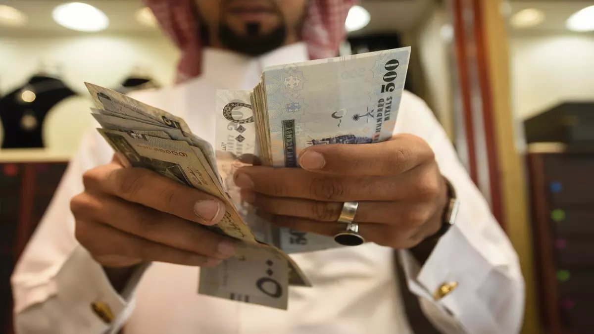 عاجل: السعودية ترفع الحد الأدنى للمهندسين إلى 8 آلاف ريال... وقرار صادم للمشتريات بنسبة 70%!