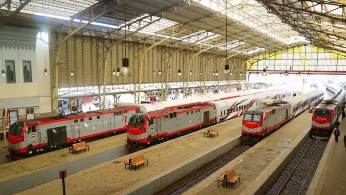 عاجل: تأخيرات «مرعبة» تضرب قطارات مصر اليوم... 70 دقيقة انتظار وركاب غاضبون!