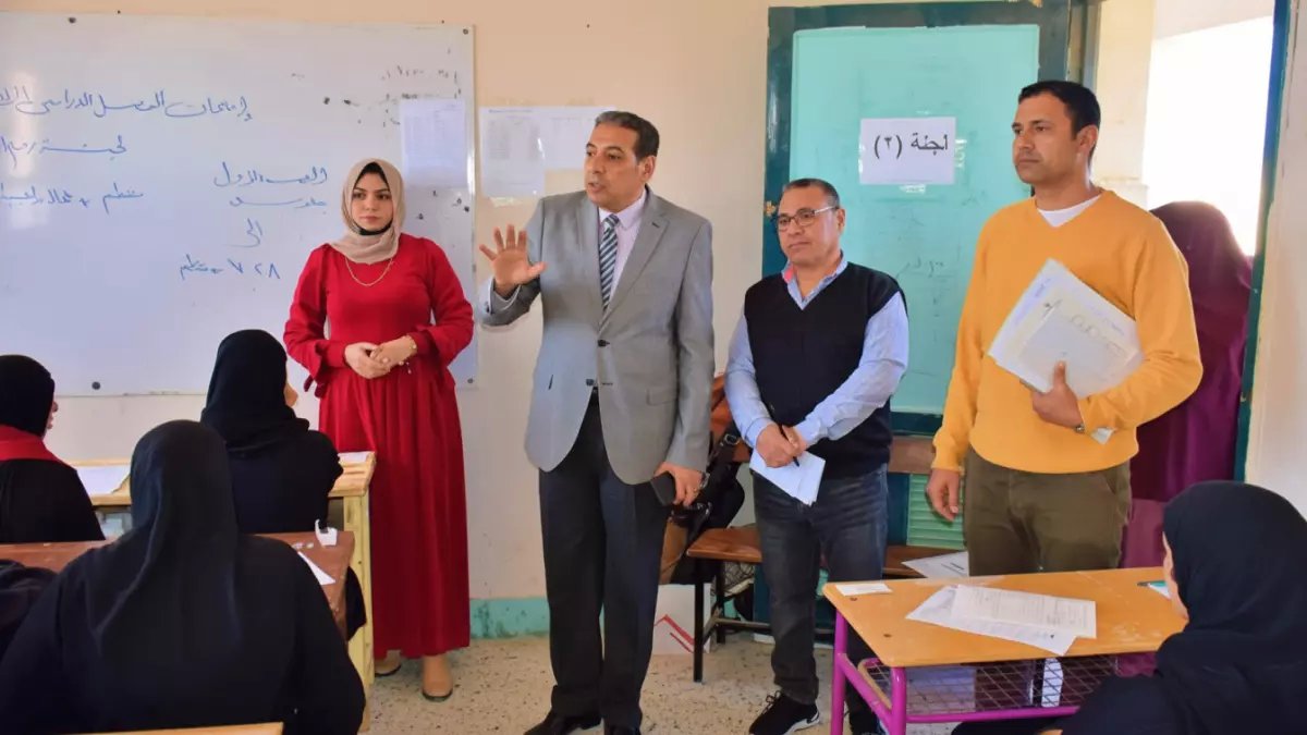 عاجل: عملية تعليمية ضخمة في جنوب سيناء... 26 ألف طالب يؤدون امتحاناتهم داخل 360 مدرسة بإشراف مشدد!