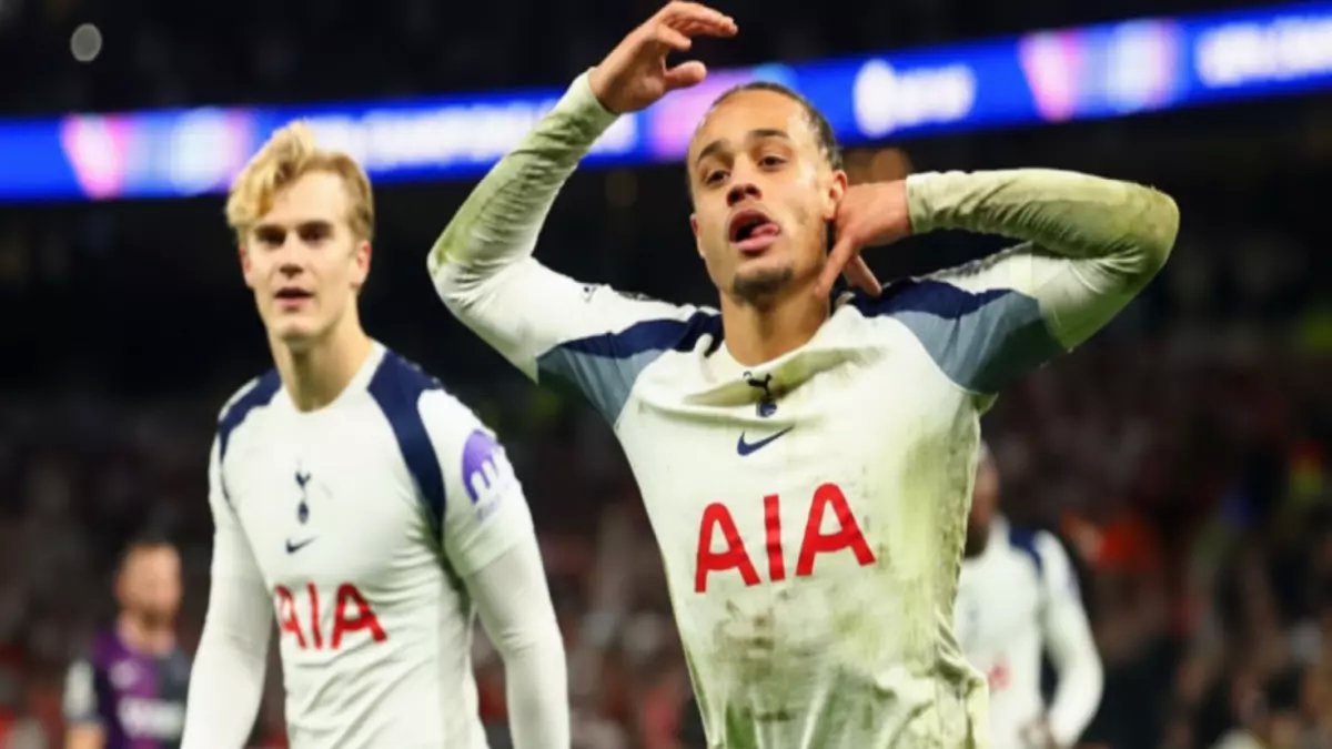 صادم: توتنهام (المركز 13) يواجه سندرلاند (المركز 7) - هل ينجح الأضعف في تحقيق المستحيل؟