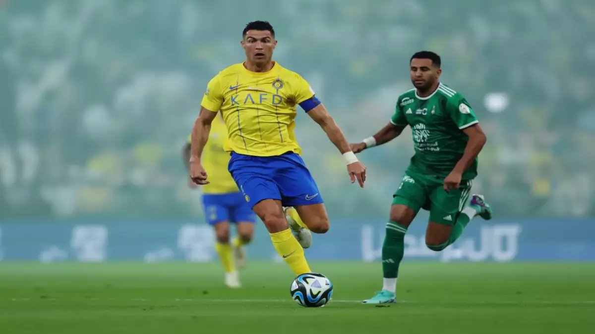 عاجل: النصر يخطف علي مجرشي من الأهلي بعرض خرافي... الصفقة التي ستهز الكرة السعودية!