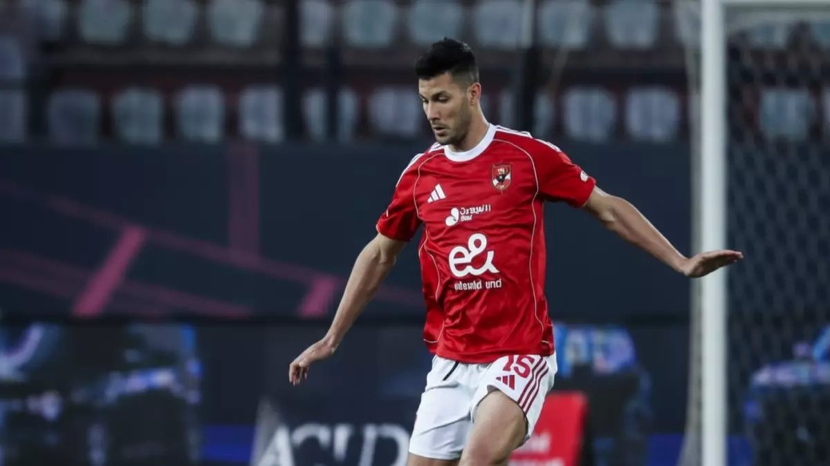 عاجل: عودة مثيرة لثلاثي الأهلي... دارى وطاهر وبيكهام يعودون للمران قبل مواجهة فاركو الحاسمة!