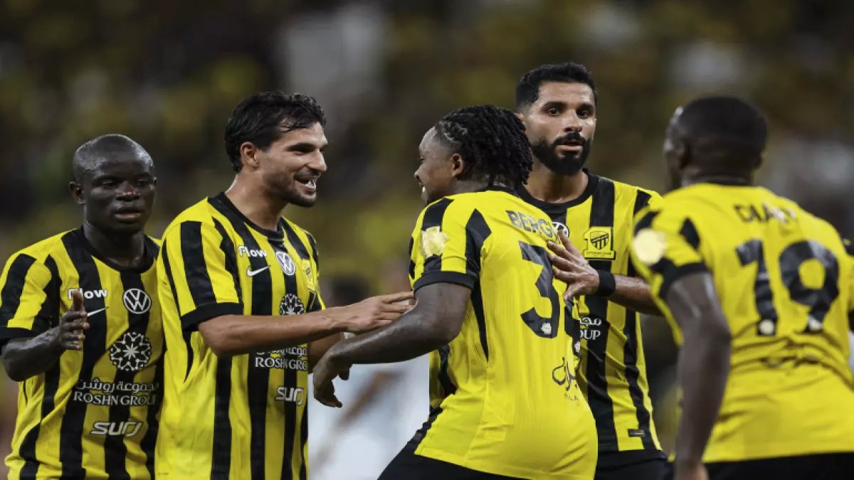 أستبعاد نجم الاتحاد ومحترف دوري روشن رسمياً.. هويته أحزنت قلوب الجماهير! (صورة)