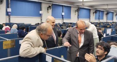 عميد طب قصر العيني يتفقد امتحانات الفرقة الثانية