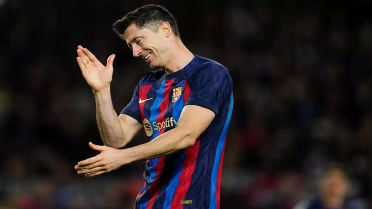 صادم: ليفاندوفسكي يرفض عرض الهلال الخيالي... هل كان هذا هو السبب الحقيقي؟