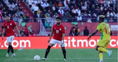 مروان عطية يطارد محمد صلاح على صدارة قائمة الأفضل في منتخب مصر