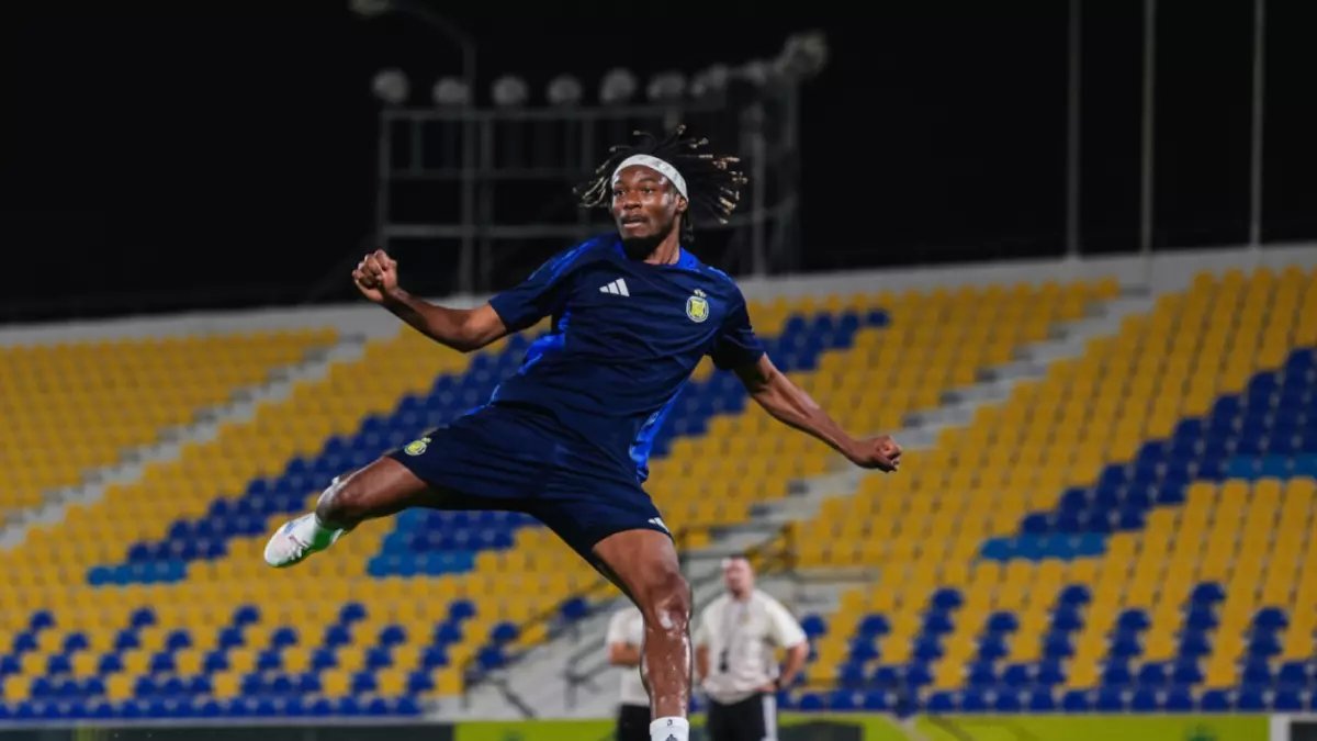 عاجل: سيماكان يعود للنصر بقرار صادم من جيسوس قبل ديربي القرن!