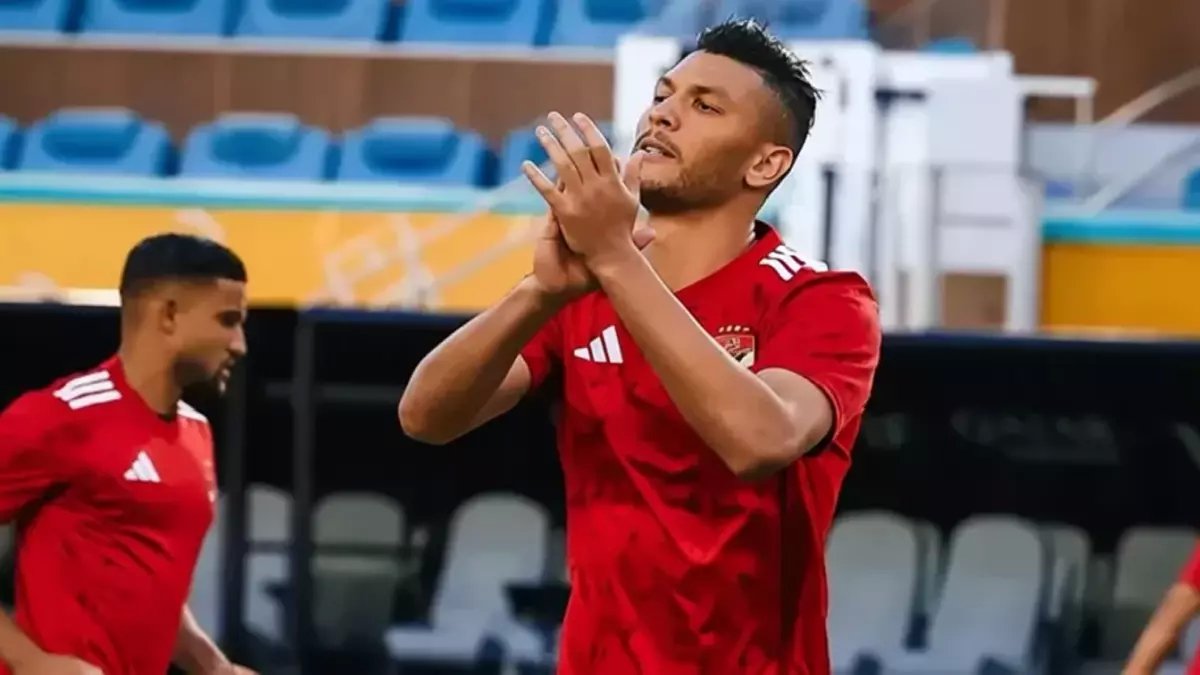 عاجل: عرض رسمي صادم لـ أشرف داري من الخارج… والأهلي يضع خطة ماكرة لتسويقه!