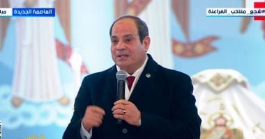 الرئيس السيسي بعيد الميلاد للشعب المصرى: اوعوا تقلقوا وخليكم دايما مع بعض