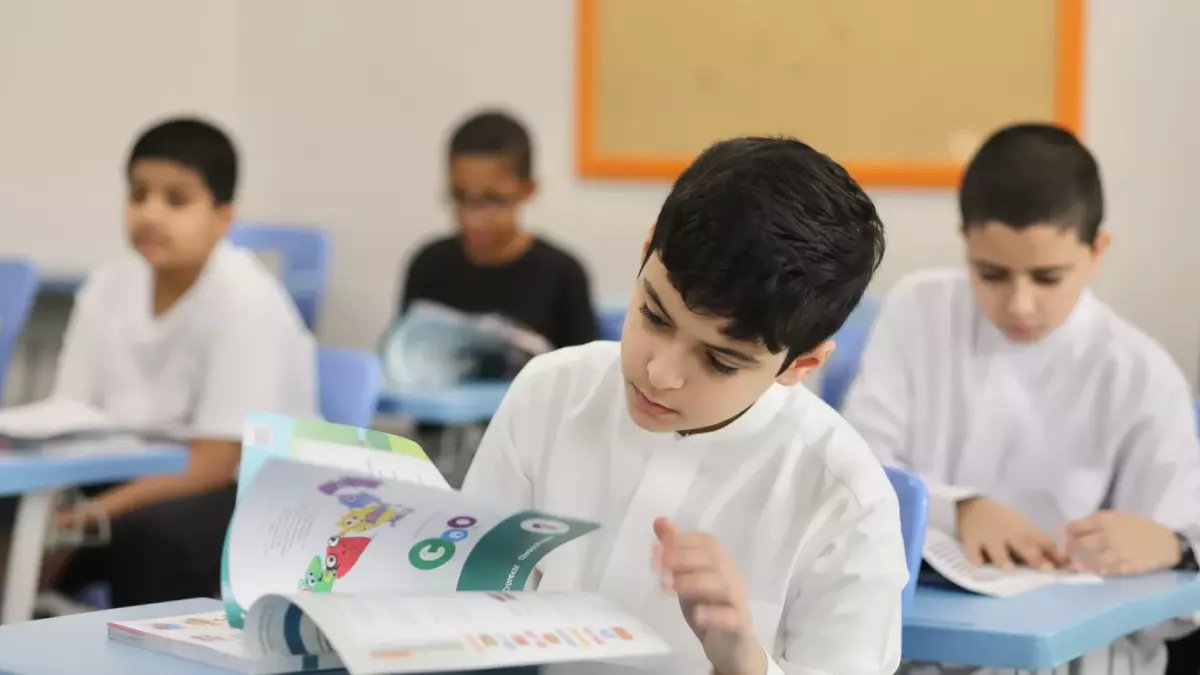 عاجل: وزارة التعليم تكشف مواعيد الإجازات المطولة 1447 - تعرف على العطل الجديدة قبل الجميع!