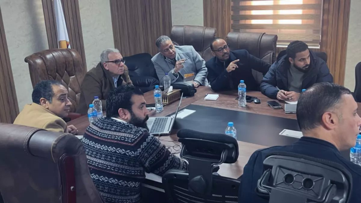 عاجل: مسئولو الإسكان يكشفون حقيقة التعويضات برأس الحكمة... هل سيفقد المواطنون أراضيهم؟