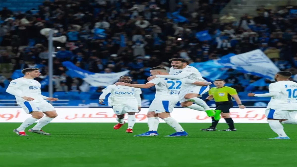 عاجل: الهلال على بُعد 90 دقيقة من خطف صدارة روشن... والقادسية يواجه أزمة الهبوط!