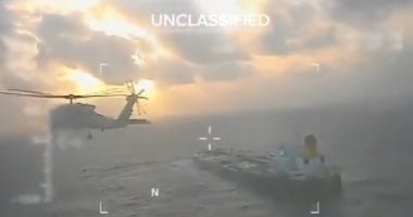 ناقلة روسية وراء وصول 10 طائرات أمريكية لقاعدة عسكرية بريطانية.. ما القصة؟