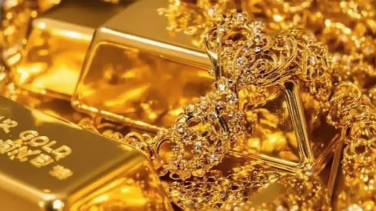 عاجل: الذهب يقفز 15 جنيهاً في يوم واحد… هل يخسر المقبلون على الزواج فرصة العمر؟