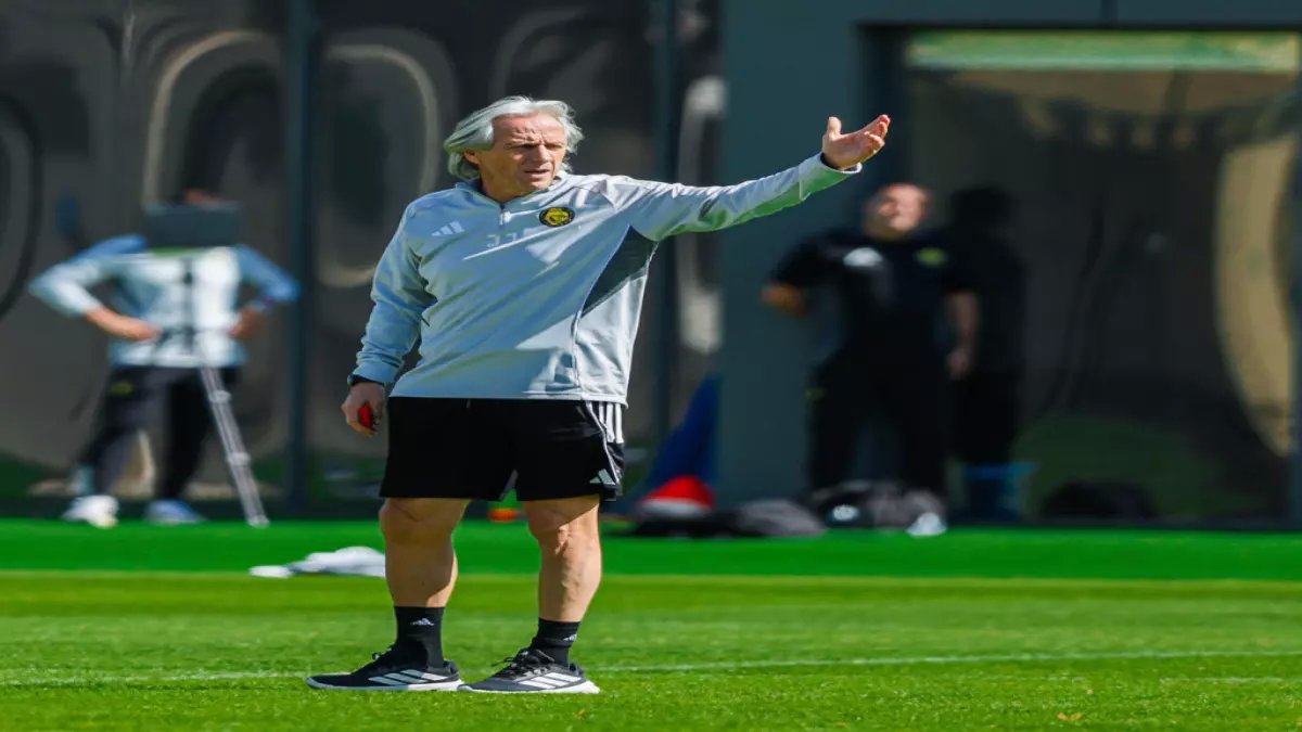 عاجل: جيسوس يكشف سر تراجع النصر أمام الأهلي.. ويتوقع حرب الصدارة حتى النهاية!