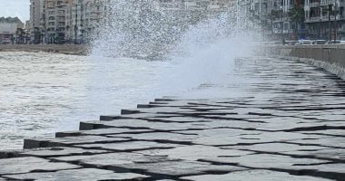 إنذار بحرى وتحذير عاجل لسواحل المتوسط.. اضطراب ملاحة وأمواج تتجاوز 5 أمتار