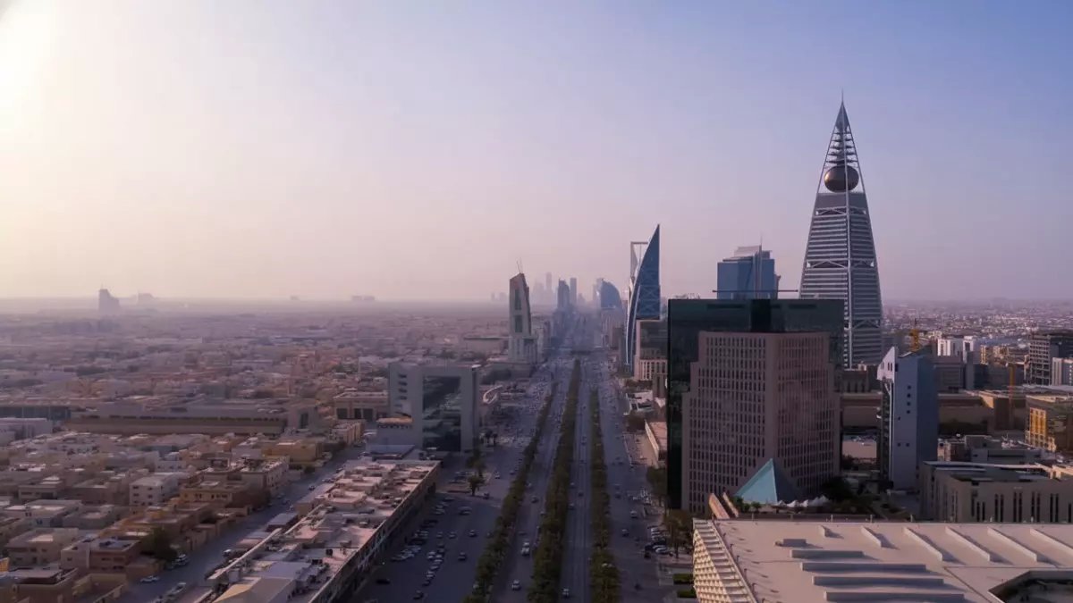 عاجل: السعودية تمنح الإقامة الدائمة لمالكي العقارات الأجانب بـ 4 ملايين ريال... الطريق السري للجنسية الذهبية!