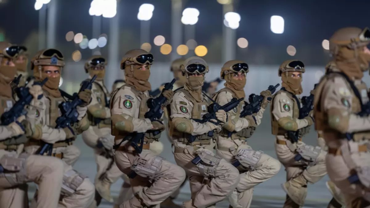 شاهد: قوات النخبة السعودية تكشف قدرات مرعبة في "وطن 95"... عرض عسكري يبهر العالم!