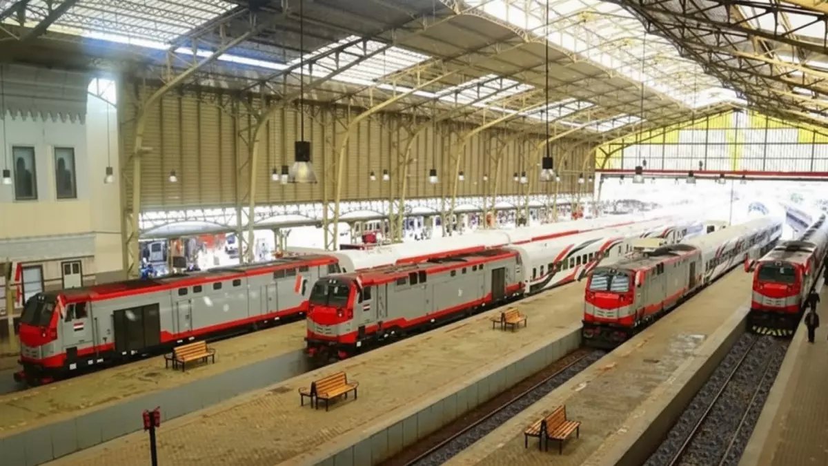 صدمة: تأخيرات قطارات مصر تصل لـ70 دقيقة اليوم - هذه هي الخطوط المشلولة كلياً!